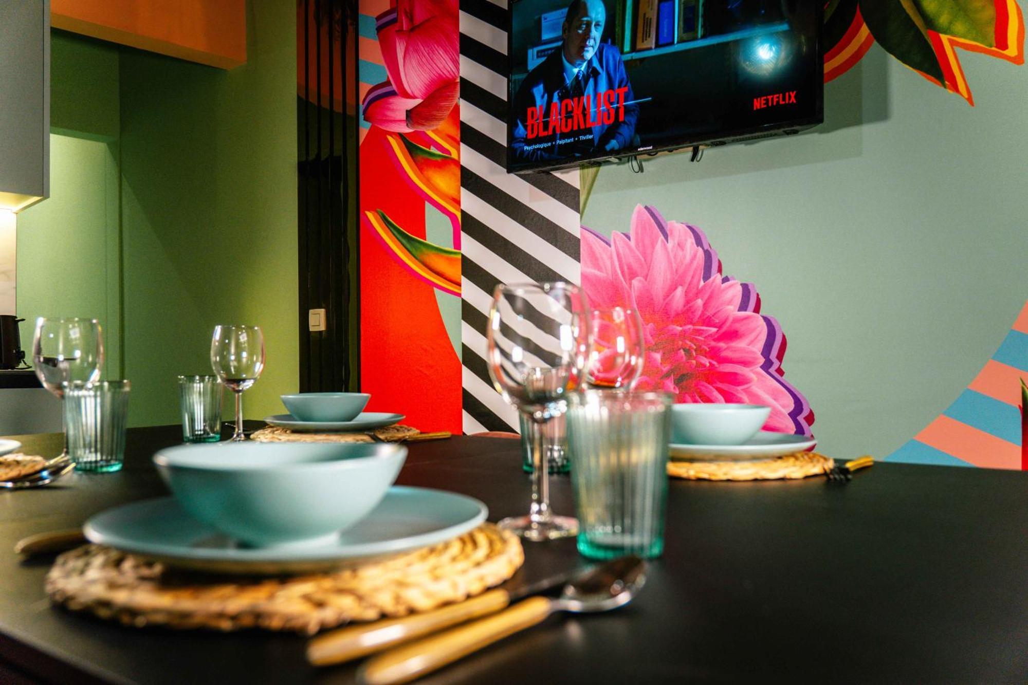 Capsule Flower - Balneo - Cinema - Billard - Nintendo Switch - Mons Centre Buitenkant foto