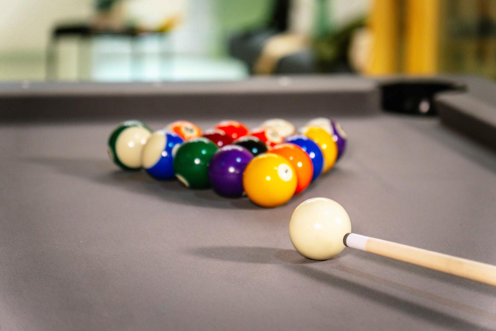 Capsule Flower - Balneo - Cinema - Billard - Nintendo Switch - Mons Centre Buitenkant foto