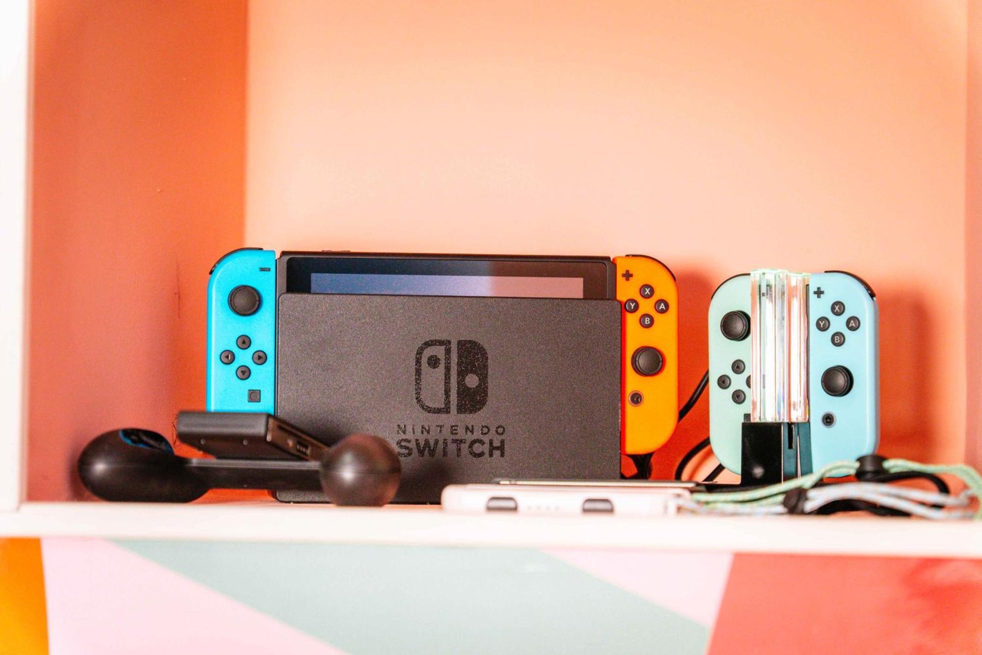 Capsule Flower - Balneo - Cinema - Billard - Nintendo Switch - Mons Centre Buitenkant foto
