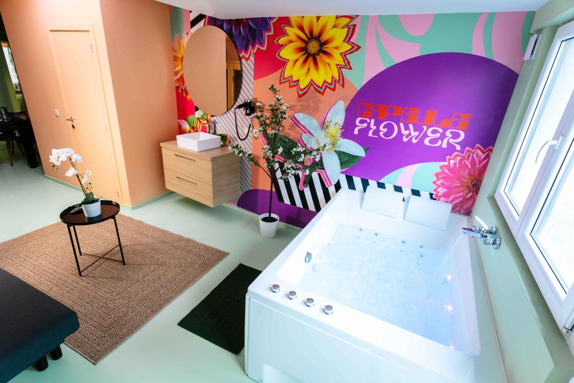 Capsule Flower - Balneo - Cinema - Billard - Nintendo Switch - Mons Centre Buitenkant foto